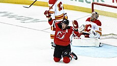 Ond�ej Palát z New Jersey oslavuje gól proti Calgary.