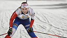 Lucie Chravátová dojí�dí do cíle sprintu na biatlonovém MS v Novém M�st� na...
