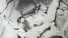 Promítací kabina - Pohled do achty, kde byla nalezena mrtvola.