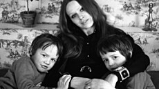 DVOJ�ATA. Ze syn� Petra a Mat�je Formanových vyrostli rovn� uznávaní filma�i...