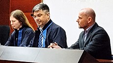Pavel ulc (úpln vpravo) uzavel se státním zástupcem dohodu o vin a trestu....