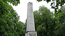 Památní obelisk kníete Karla Anselma v ezn