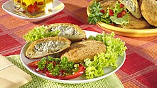 Plnn bramborov placiky s kuecm masem