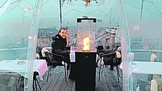 Kdy� se vysunou dví�ka od iglú, vnikne dovnit� i studený vzduch. Ale n�jak vám...