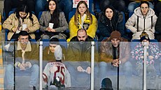 Hokejová 2. liga Slovan Ústí - Piráti Chomutov, únor 2024. Mikael Agateljan...