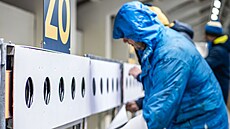 P�íprava ter�� na st�elnici v Novém M�st� na Morav�.