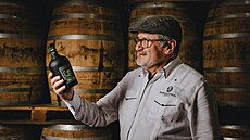 Master ronero venezuelské zna�ky Diplomatico Nelson Hernández.