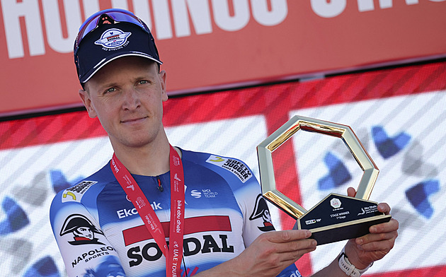 Belgický cyklista Merlier zopakoval loňský rok a vyhrál úvodní etapu v SAE