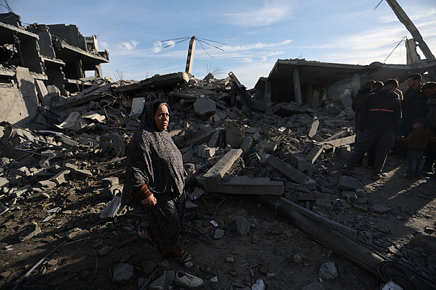 Izraelská armáda se připravuje na ofenzivu, evakuuje část Rafáhu, píší média