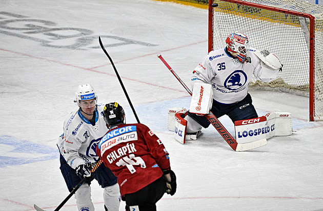 Hattrick po dvou letech. Chlapík vybíral z čepic a varoval: Náš výkon nebyl nejlepší