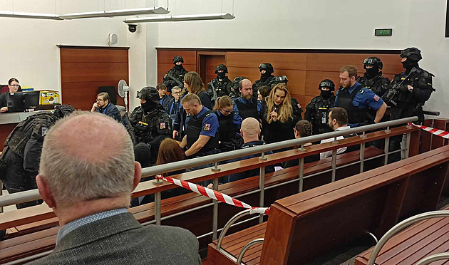 Kokain jsem schovával v kontejneru, líčil obžalovaný v kauze pašování za miliardy