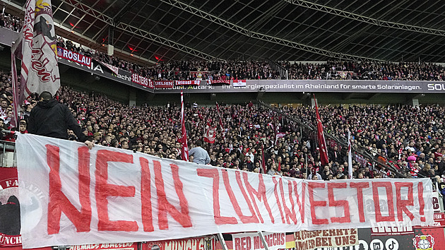 Dobrý den pro německé fanoušky. Tamní liga vzdala vstup zahraničního investora