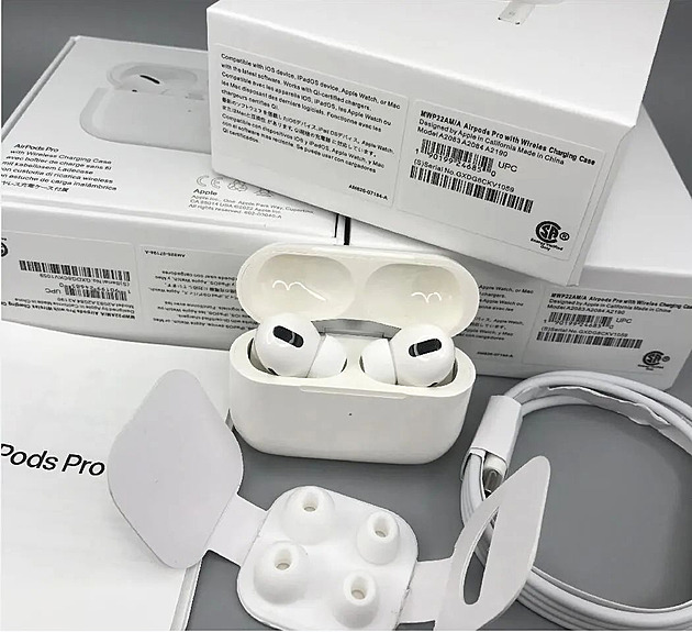 Překupníci zaplavují trh falešnými sluchátky AirPods. Vypadají přesvědčivě