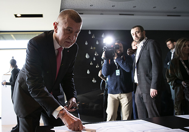 Mám spoustu energie a elánu, lidi dře z kůže vláda amatérů, řekl Babiš