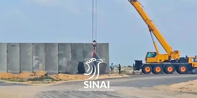 Egypťané staví sedm metrů vysokou zeď. Chtějí za ní držet palestinské uprchlíky