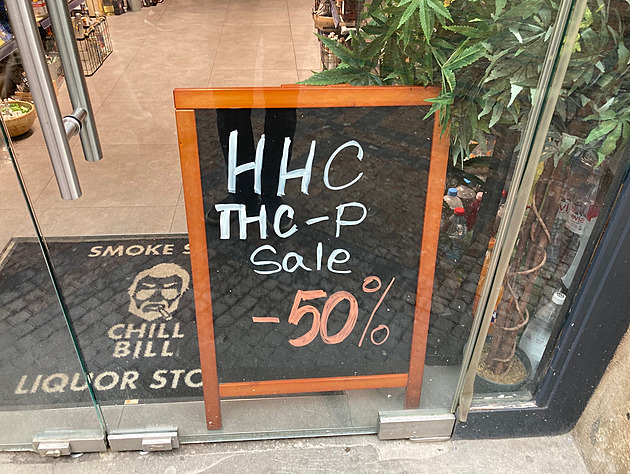 Obchody s HHC reagují na zákaz slevami. Dodavatelé už jim nabídli alternativu