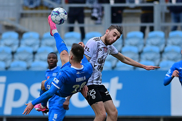 Fotbalisty Baníku a Karviné čekají v týdnu zápasy rychle za sebou