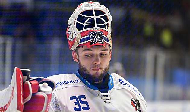 Měli jsme bodovat, řekl brankář Klouček. Těší se na plzeňskou masku