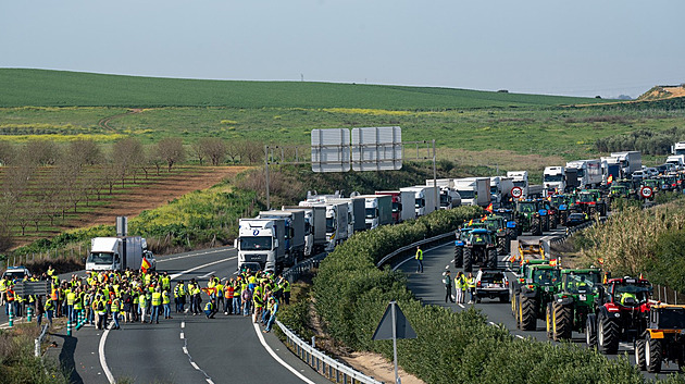 Protesty zemědělců zmařily start cyklistického závodu Kolem Andalusie