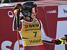 Rakouská lyaka Stephanie Venierová se raduje v cíli super-G Svtového poháru...
