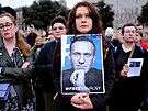 Lidé se shromaují po smrti ruského opoziního vdce Alexeje Navalného na...