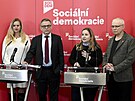 Expremiér za SOCDEM Vladimír pidla a první ti kandidáti SOCDEM pro volby do...
