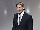 Jaromír Jágr p�ichází na ve�írek, který mu uchystali Pittsburgh Penguins.
