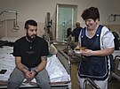 Zran�ný kolumbijský voják z Medellínu se lé�í v nemocnici na východ� Ukrajiny....