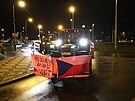 Zemdlci míí na protest do Prahy.