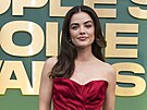 Lucy Hale na udílení People's Choice Awards (Santa Monica, 18. února 2024)