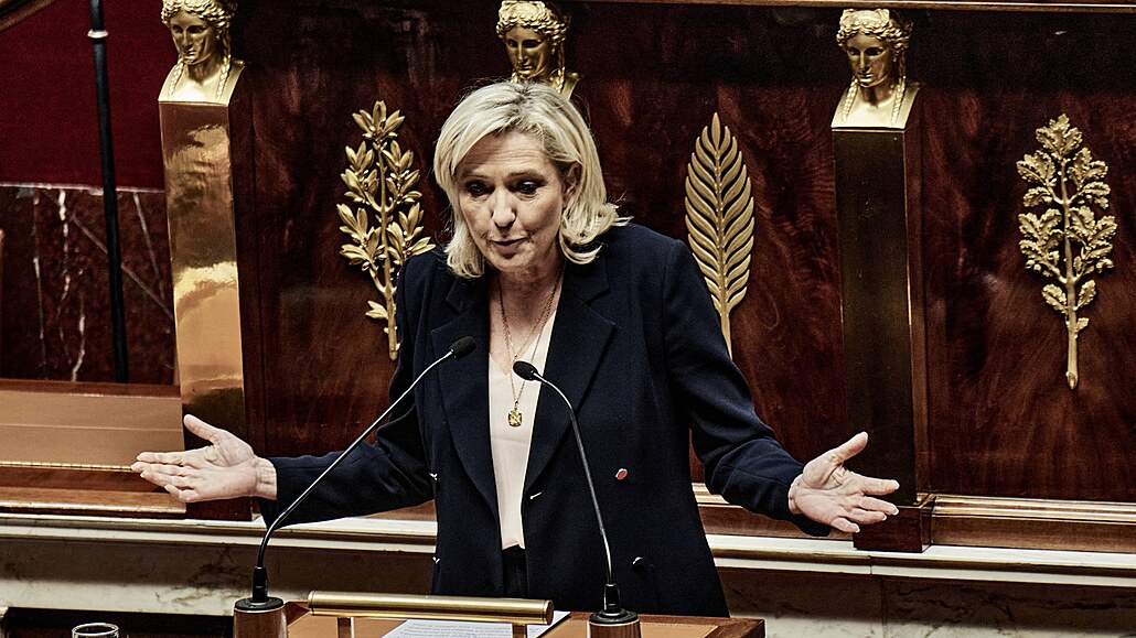 Zpřetrhala staré vazby. Marine Le Penová setřásla dědictví svého otce, snažila...