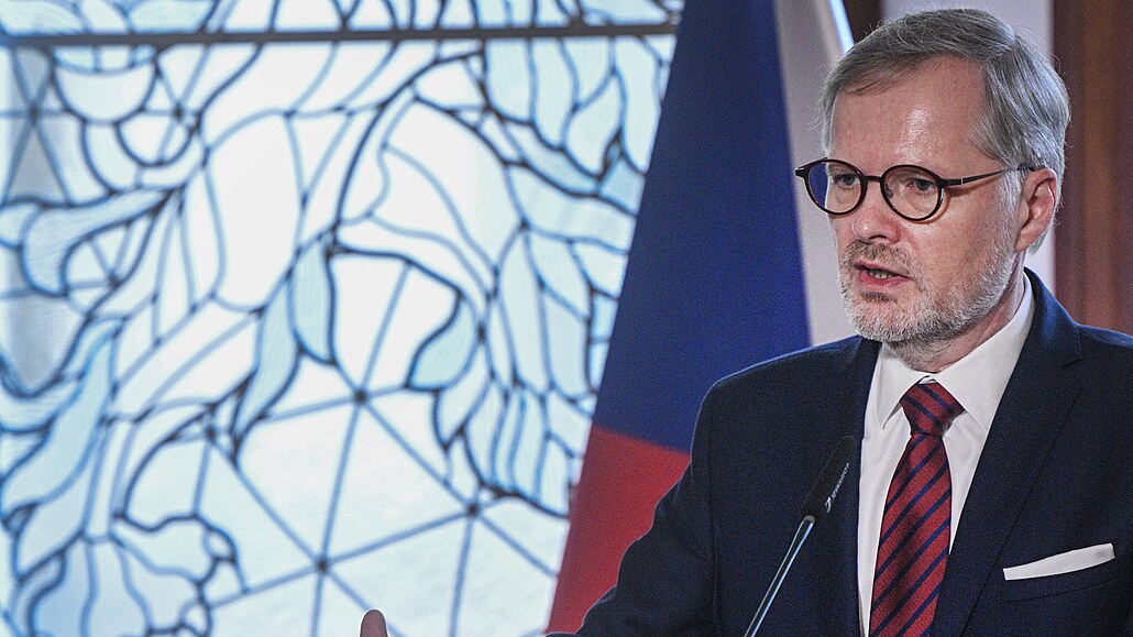 Premiér Petr Fiala (ODS) na tiskové konferenci 15. února 2024.