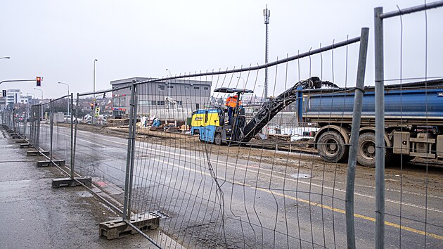 V Brn� za�ala 14. �nora 2024 uzav�rka mostu na kl��ov�m tahu z Lesn� do �ern�ch Pol�, kter� se p�ipravuje k demolici.