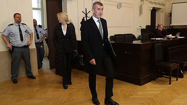 Andrej Babi pichz k soudu. Mstsk soud v Praze zaal ve stedu optovn projednvat kauzu ap hnzdo. (14. nora 2024)