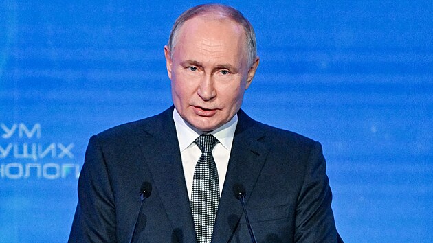 Rusk prezident Vladimir Putin pi projevu na Fru technologi budoucnosti v Moskv (14. nora 2024)