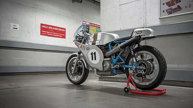 Instalace vstavy Ducati: italsk motocyklov ikona