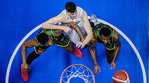 Üç Çek kulübü Slovaklar karşısında olgunlaştı, Děčín savunmayı düşünmeye devam ediyor
