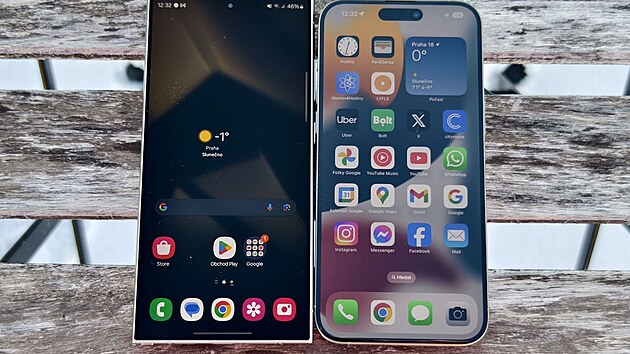 Samsung Galaxy S24 Ultra a Apple iPhone 15 Pro Max