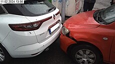 �idi�ka pod vlivem alkoholu i drog nabourala v ned�li odpoledne v �ir�ím centru...