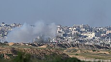 V centrální ásti Gazy stoupá kou. (14. února 2024)