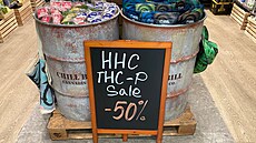 Výprodej. Prodejci HHC musí bhem pár týdn doprodat své zásoby. (15. února...