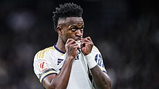 Fotbalista Realu Madrid Vinícius Junior slaví gól v utkání proti Giron�.