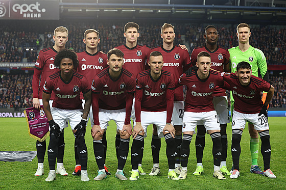 Spar�anská sestava p�ed utkáním s Galatasarayem.