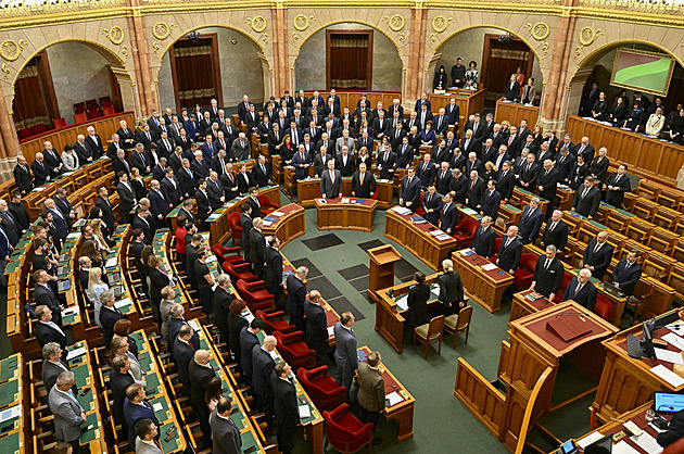 Poslední překážka padla, Maďaři schválili vstup Švédska do NATO