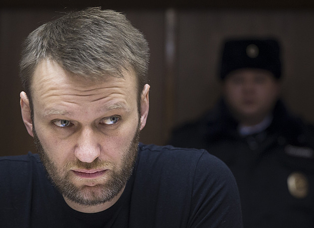 Navalného tým marně hledá síň pro rozloučení. Cíleně nás bojkotují, tvrdí