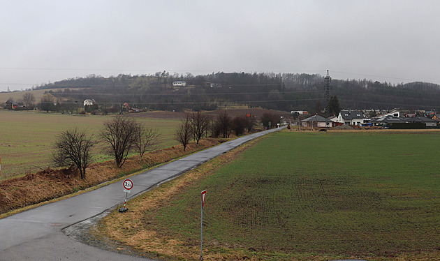 Vysokorychlostní tra povede nedaleko Vinar na Perovsku.