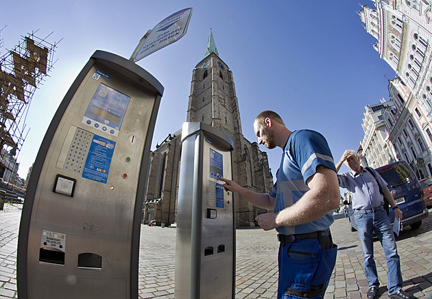 Plzeň rozšíří zóny s placeným parkováním, změny čekají i rezidenční karty