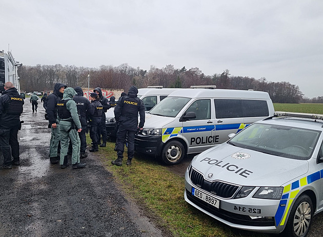 Policie vypátrala patnáctiletou dívku z Pardubic, cestovala vlakem