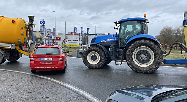 Blokovat město nechceme, vzkazují zemědělci. Do Prahy opět přijedou traktory