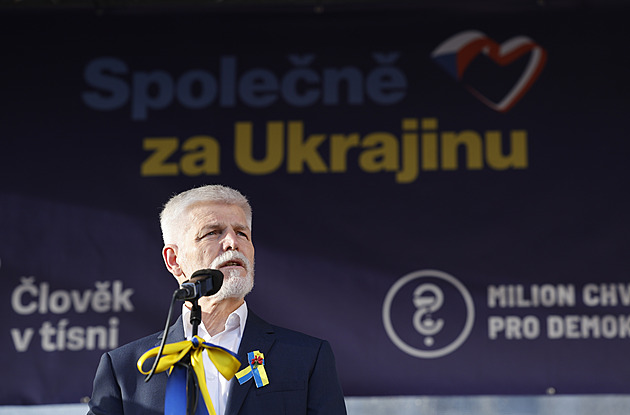 Cílem je dostat Rusko z Ukrajiny, řekl Pavel před tisíci lidmi v centru Prahy